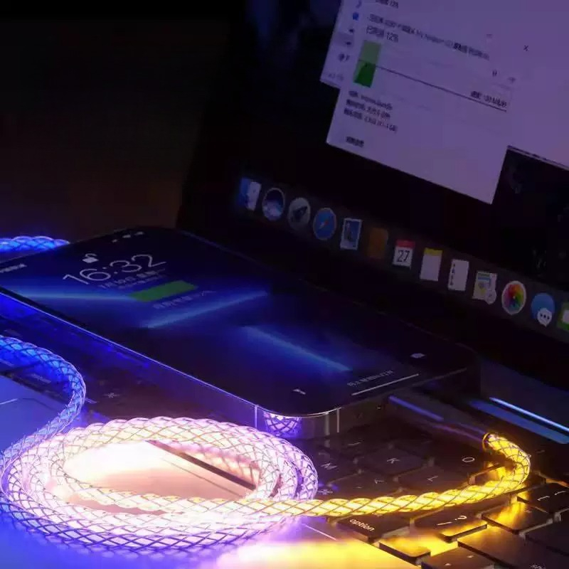 كابل Type-C متعدد الألوان مصمم - مراجعة Gaming Keyboard Type C وسعره