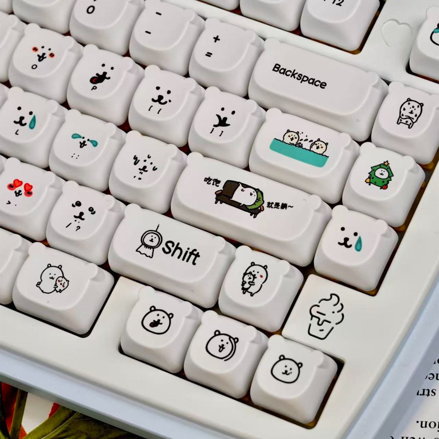 أغطية مفاتيح PBT بتصميم دب كرت - مراجعة Gaming Keyboard Ergo وسعره